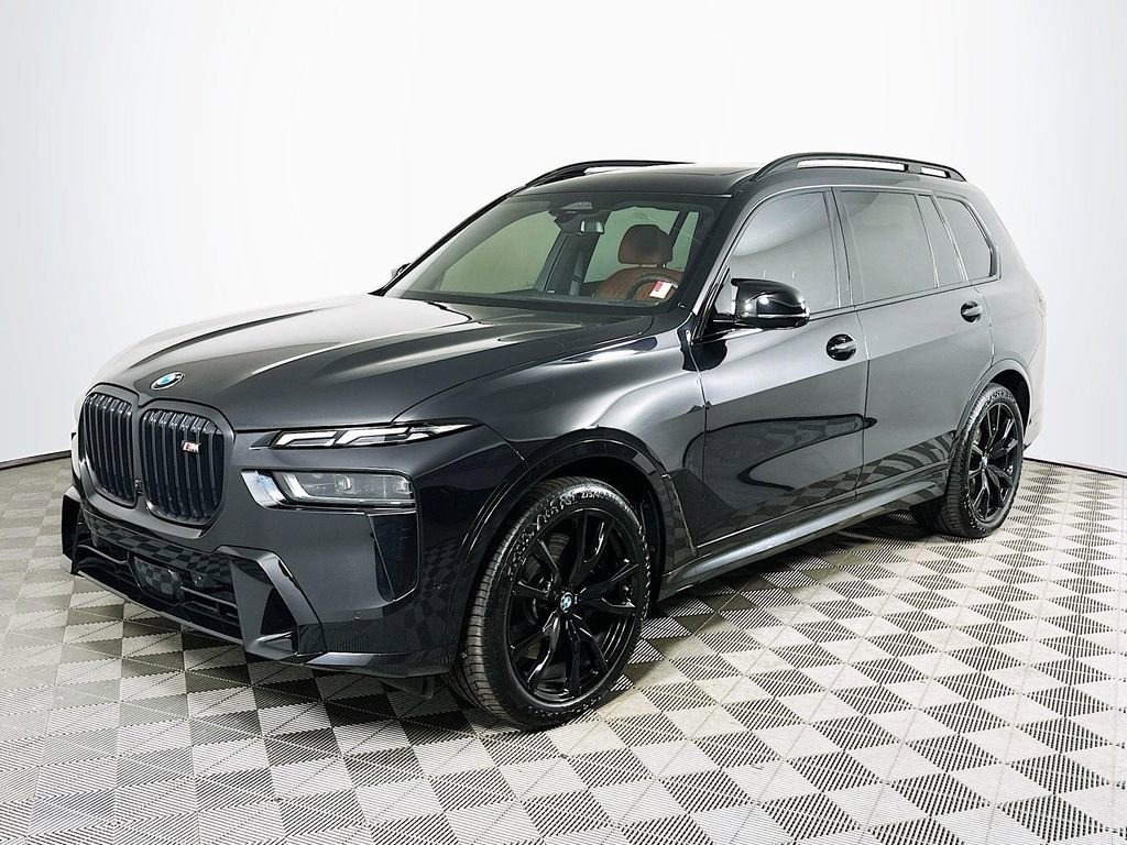 2024 BMW X7 M60i