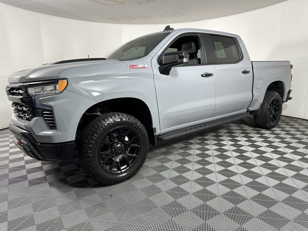 2024 Chevrolet Silverado 1500 LT Trail Boss